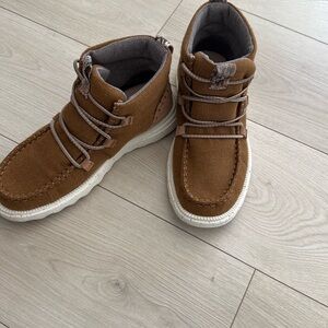 Hey dude Reyes boots